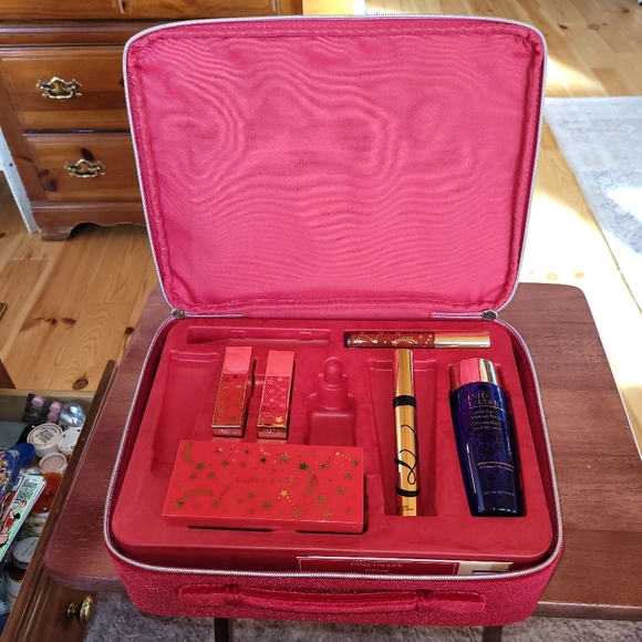 Estee Lauder Other - NWOT Estee Lauder 2023 Red Train Case Cosmetic Bag Lip Stick Eye Shadow Mascara